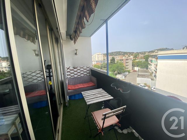 Afficher la photo en grand Appartement T4 à vendre - 4 pièces - 63.72 m2 - LA SEYNE SUR MER - 83 - PROVENCE-ALPES-COTE-D-AZUR - Century 21 Cap Sicié Immobilier