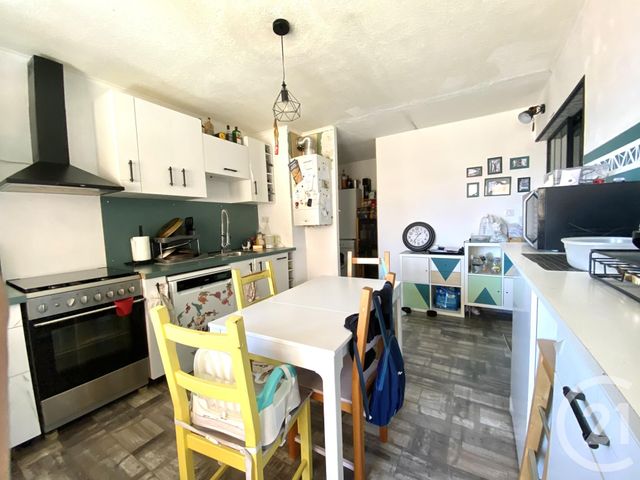 Afficher la photo en grand Appartement F4 à vendre - 4 pièces - 82.69 m2 - LA SEYNE SUR MER - 83 - PROVENCE-ALPES-COTE-D-AZUR - Century 21 Cap Sicié Immobilier