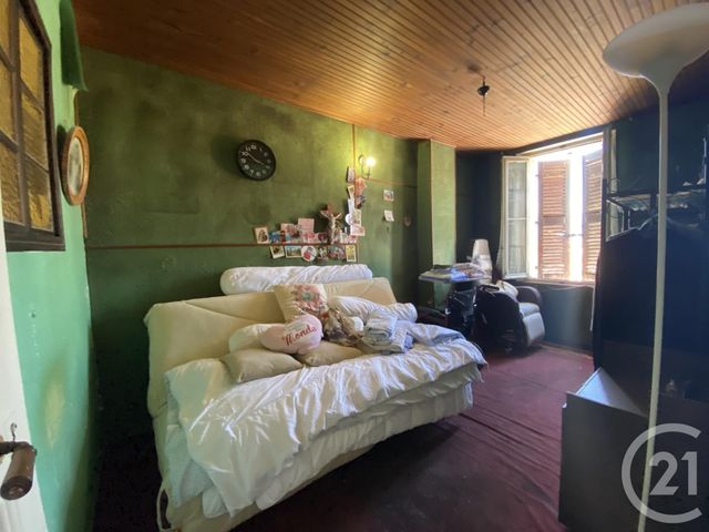 Afficher la photo en grand Appartement F5 à vendre - 5 pièces - 60.94 m2 - LA SEYNE SUR MER - 83 - PROVENCE-ALPES-COTE-D-AZUR - Century 21 Cap Sicié Immobilier