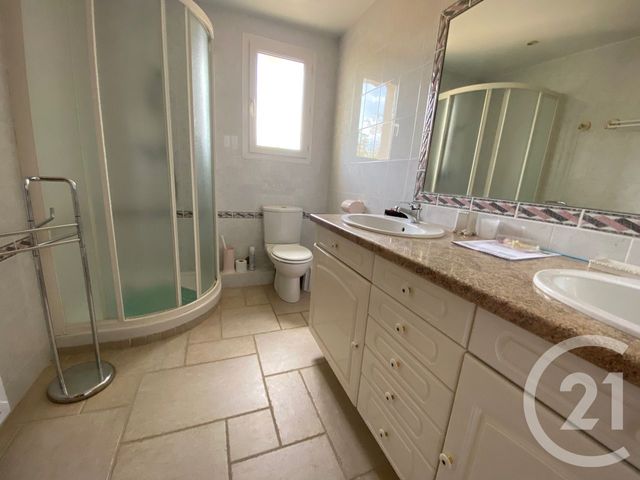 maison à vendre - 9 pièces - 242.54 m2 - LA SEYNE SUR MER - 83 - PROVENCE-ALPES-COTE-D-AZUR - Century 21 Cap Sicié Immobilier