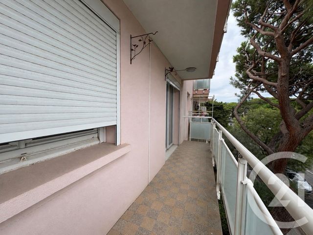 Appartement F3 à vendre - 3 pièces - 55.0 m2 - LA SEYNE SUR MER - 83 - PROVENCE-ALPES-COTE-D-AZUR - Century 21 Cap Sicié Immobilier