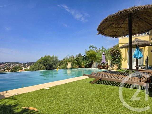 maison à vendre - 10 pièces - 221.26 m2 - OLLIOULES - 83 - PROVENCE-ALPES-COTE-D-AZUR - Century 21 Cap Sicié Immobilier