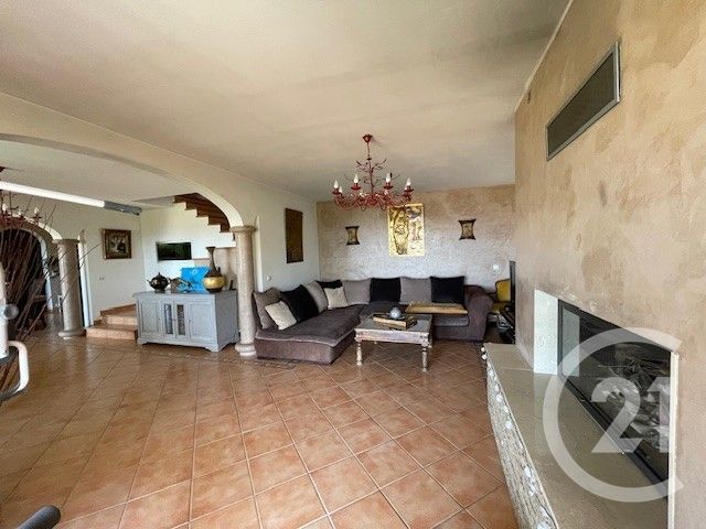 maison à vendre - 10 pièces - 221.26 m2 - OLLIOULES - 83 - PROVENCE-ALPES-COTE-D-AZUR - Century 21 Cap Sicié Immobilier