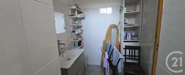 Appartement à vendre - 3 pièces - 47.45 m2 - LA SEYNE SUR MER - 83 - PROVENCE-ALPES-COTE-D-AZUR - Century 21 Cap Sicié Immobilier