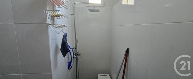 Appartement à vendre - 3 pièces - 47.45 m2 - LA SEYNE SUR MER - 83 - PROVENCE-ALPES-COTE-D-AZUR - Century 21 Cap Sicié Immobilier