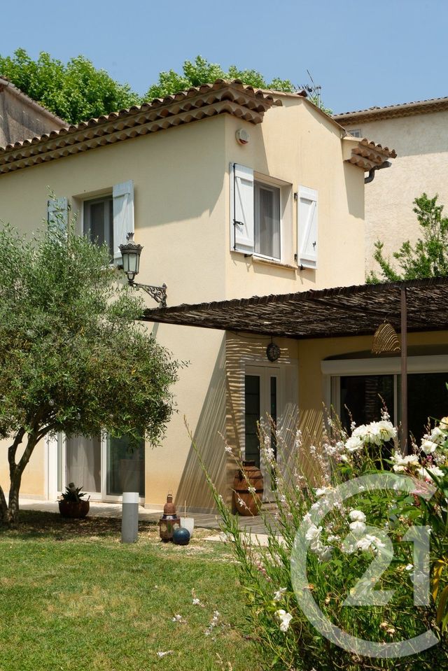 maison à vendre - 6 pièces - 173.6 m2 - CAMPS LA SOURCE - 83 - PROVENCE-ALPES-COTE-D-AZUR - Century 21 Cap Sicié Immobilier