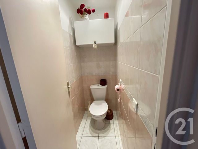 Appartement F4 à vendre - 4 pièces - 86.72 m2 - LA SEYNE SUR MER - 83 - PROVENCE-ALPES-COTE-D-AZUR - Century 21 Cap Sicié Immobilier