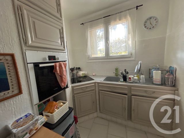 Appartement F4 à vendre - 4 pièces - 70.0 m2 - LA SEYNE SUR MER - 83 - PROVENCE-ALPES-COTE-D-AZUR - Century 21 Cap Sicié Immobilier