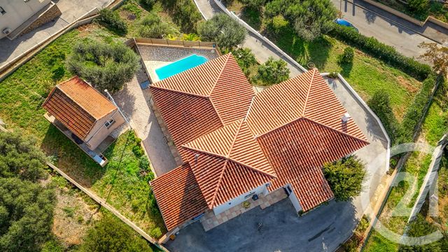 maison à vendre - 8 pièces - 211.52 m2 - OLLIOULES - 83 - PROVENCE-ALPES-COTE-D-AZUR - Century 21 Cap Sicié Immobilier
