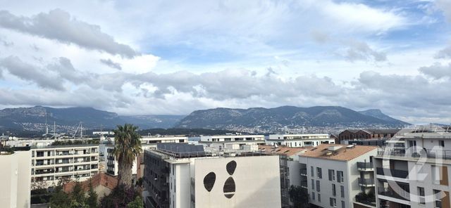 Appartement F3 à vendre - 3 pièces - 72.03 m2 - LA SEYNE SUR MER - 83 - PROVENCE-ALPES-COTE-D-AZUR - Century 21 Cap Sicié Immobilier