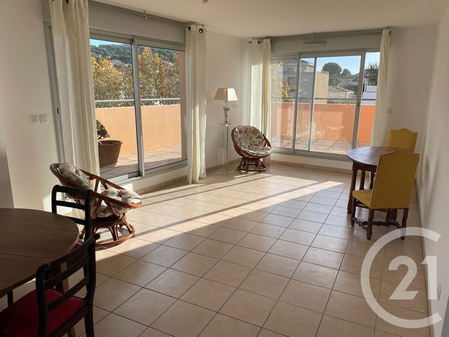 Appartement F3 à vendre - 3 pièces - 72.03 m2 - LA SEYNE SUR MER - 83 - PROVENCE-ALPES-COTE-D-AZUR - Century 21 Cap Sicié Immobilier