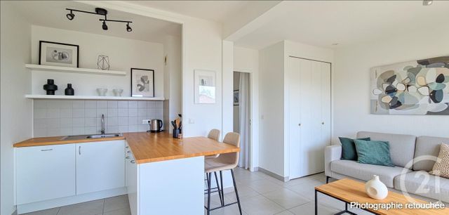 Appartement F1 à vendre - 1 pièce - 29.2 m2 - SIX FOURS LES PLAGES - 83 - PROVENCE-ALPES-COTE-D-AZUR - Century 21 Cap Sicié Immobilier