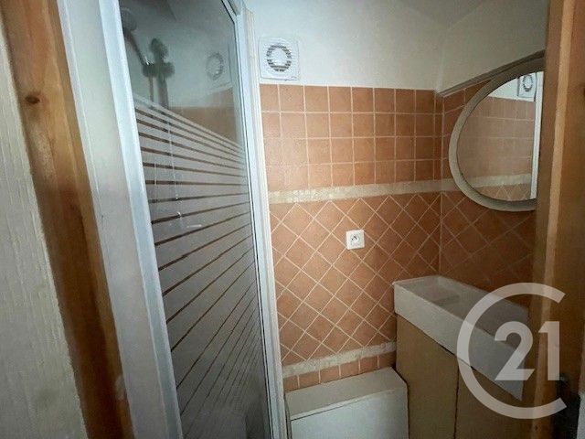 Appartement F1 à vendre - 1 pièce - 16.6 m2 - LA SEYNE SUR MER - 83 - PROVENCE-ALPES-COTE-D-AZUR - Century 21 Cap Sicié Immobilier