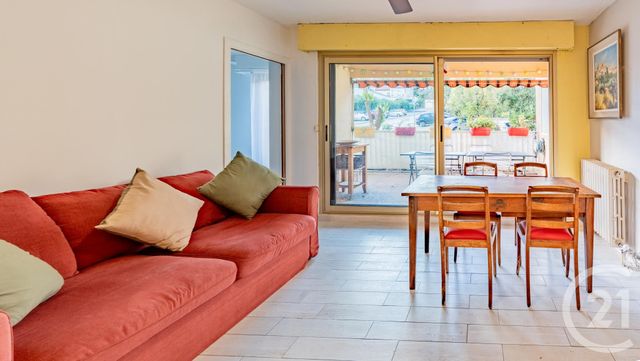 Appartement T2 à vendre - 2 pièces - 38.85 m2 - ST MANDRIER SUR MER - 83 - PROVENCE-ALPES-COTE-D-AZUR - Century 21 Cap Sicié Immobilier