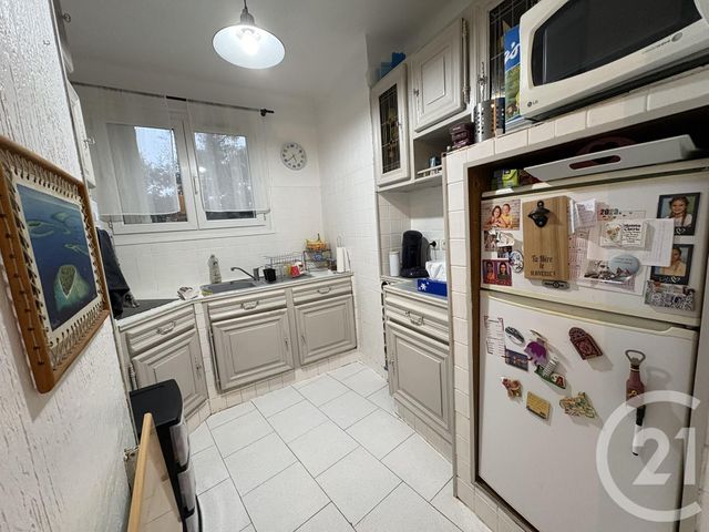 Appartement F4 à vendre - 4 pièces - 70.0 m2 - LA SEYNE SUR MER - 83 - PROVENCE-ALPES-COTE-D-AZUR - Century 21 Cap Sicié Immobilier