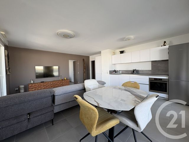Appartement F4 à vendre - 4 pièces - 82.87 m2 - LA SEYNE SUR MER - 83 - PROVENCE-ALPES-COTE-D-AZUR - Century 21 Cap Sicié Immobilier