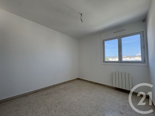 Appartement F3 à vendre - 3 pièces - 57.45 m2 - LA SEYNE SUR MER - 83 - PROVENCE-ALPES-COTE-D-AZUR - Century 21 Cap Sicié Immobilier