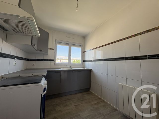 Appartement F3 à vendre - 3 pièces - 57.45 m2 - LA SEYNE SUR MER - 83 - PROVENCE-ALPES-COTE-D-AZUR - Century 21 Cap Sicié Immobilier
