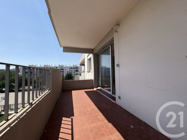 Appartement F3 à vendre - 3 pièces - 57.45 m2 - LA SEYNE SUR MER - 83 - PROVENCE-ALPES-COTE-D-AZUR - Century 21 Cap Sicié Immobilier