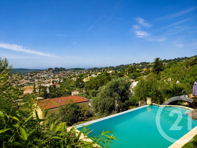 maison à vendre - 10 pièces - 225.0 m2 - OLLIOULES - 83 - PROVENCE-ALPES-COTE-D-AZUR - Century 21 Cap Sicié Immobilier