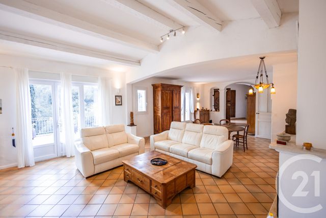maison à vendre - 8 pièces - 239.0 m2 - OLLIOULES - 83 - PROVENCE-ALPES-COTE-D-AZUR - Century 21 Cap Sicié Immobilier