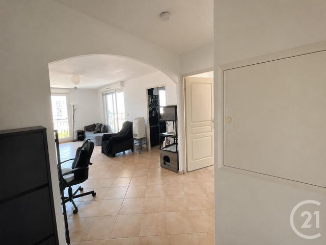 Appartement F2 à vendre - 2 pièces - 46.01 m2 - LA SEYNE SUR MER - 83 - PROVENCE-ALPES-COTE-D-AZUR - Century 21 Cap Sicié Immobilier