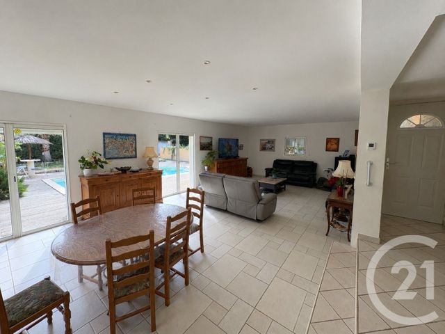 maison à vendre - 8 pièces - 230.0 m2 - LA SEYNE SUR MER - 83 - PROVENCE-ALPES-COTE-D-AZUR - Century 21 Cap Sicié Immobilier