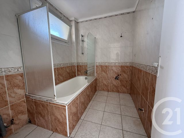 immeuble à vendre - 420.0 m2 - LA SEYNE SUR MER - 83 - PROVENCE-ALPES-COTE-D-AZUR - Century 21 Cap Sicié Immobilier