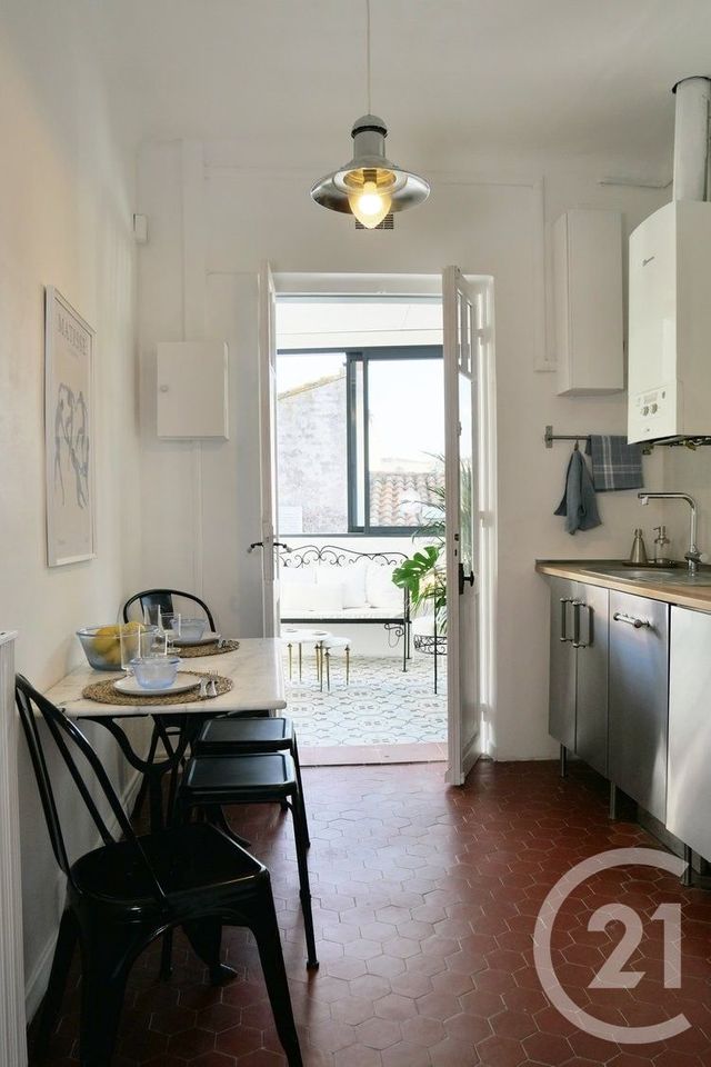 Appartement à vendre - 2 pièces - 50.0 m2 - LA SEYNE SUR MER - 83 - PROVENCE-ALPES-COTE-D-AZUR - Century 21 Cap Sicié Immobilier