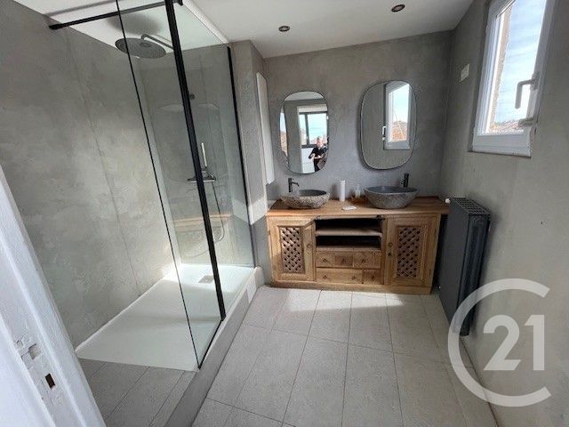 Appartement à vendre - 2 pièces - 50.0 m2 - LA SEYNE SUR MER - 83 - PROVENCE-ALPES-COTE-D-AZUR - Century 21 Cap Sicié Immobilier